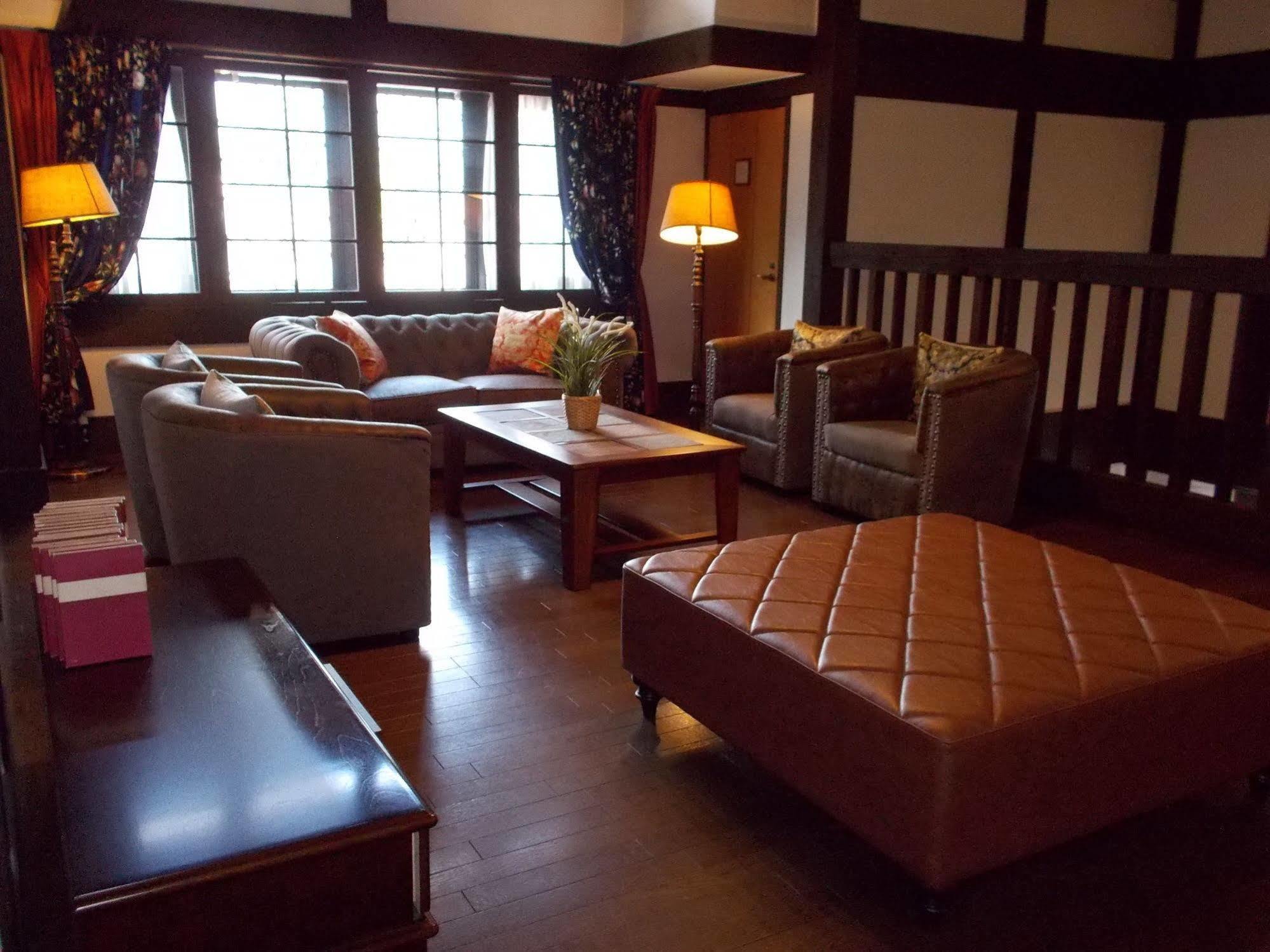 Shakespeare Hotel Хакуба-Мура Экстерьер фото