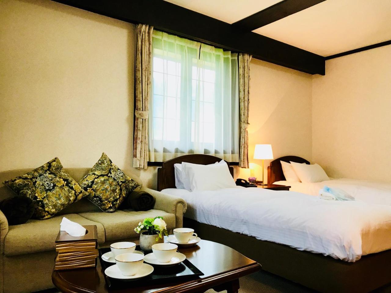 Shakespeare Hotel Хакуба-Мура Экстерьер фото